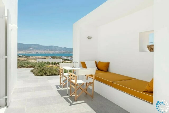 White Suite